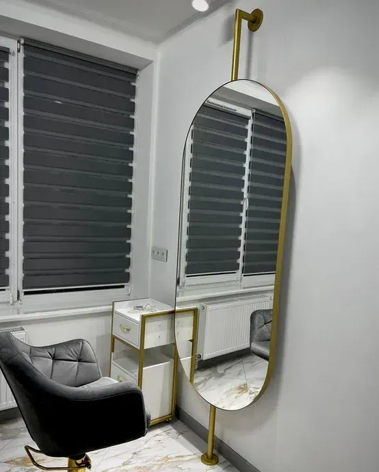 Овальне дзеркало 180×90 см у золотій сталевій рамі Bloomery